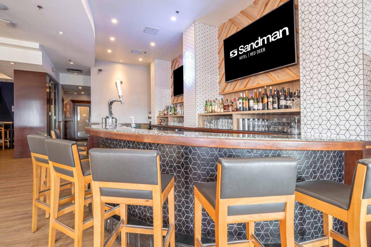 Sandman Hotel רד דיר מראה חיצוני תמונה