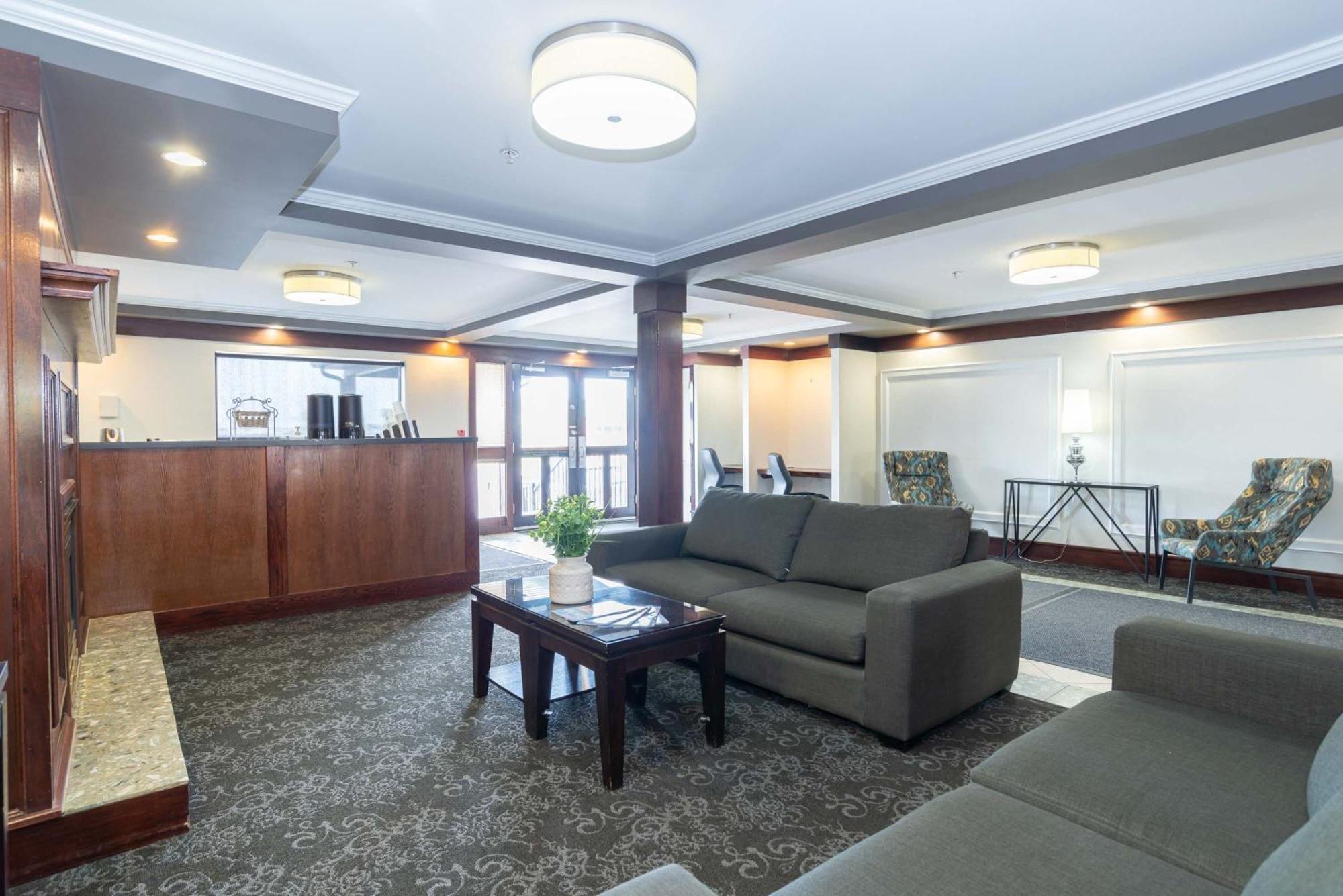 Sandman Hotel רד דיר מראה חיצוני תמונה